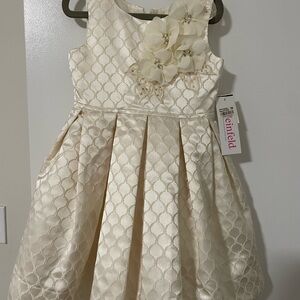 Elegant Cream Kids Dress with Floral Accents